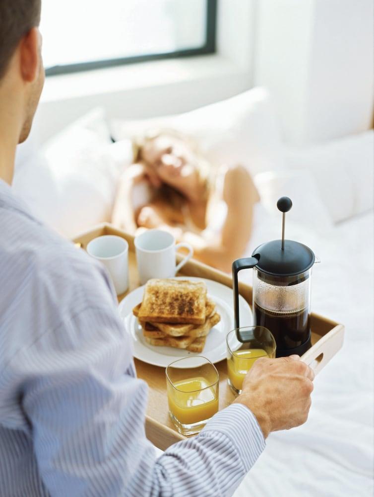 Doubletree By Hilton Boston/Westborough Hotel Bagian luar foto