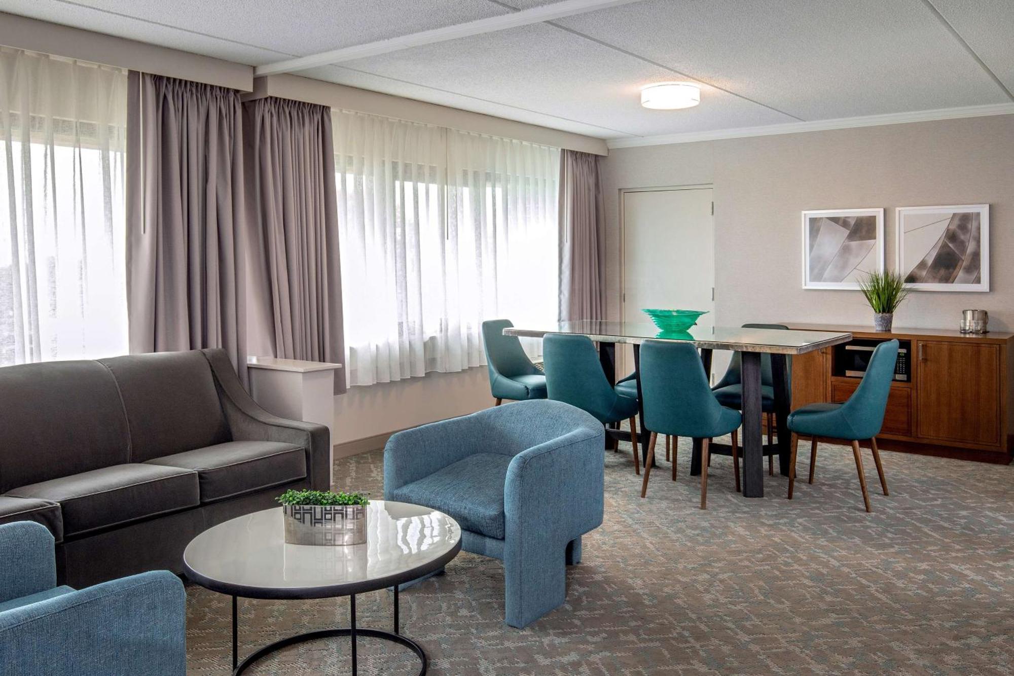 Doubletree By Hilton Boston/Westborough Hotel Bagian luar foto